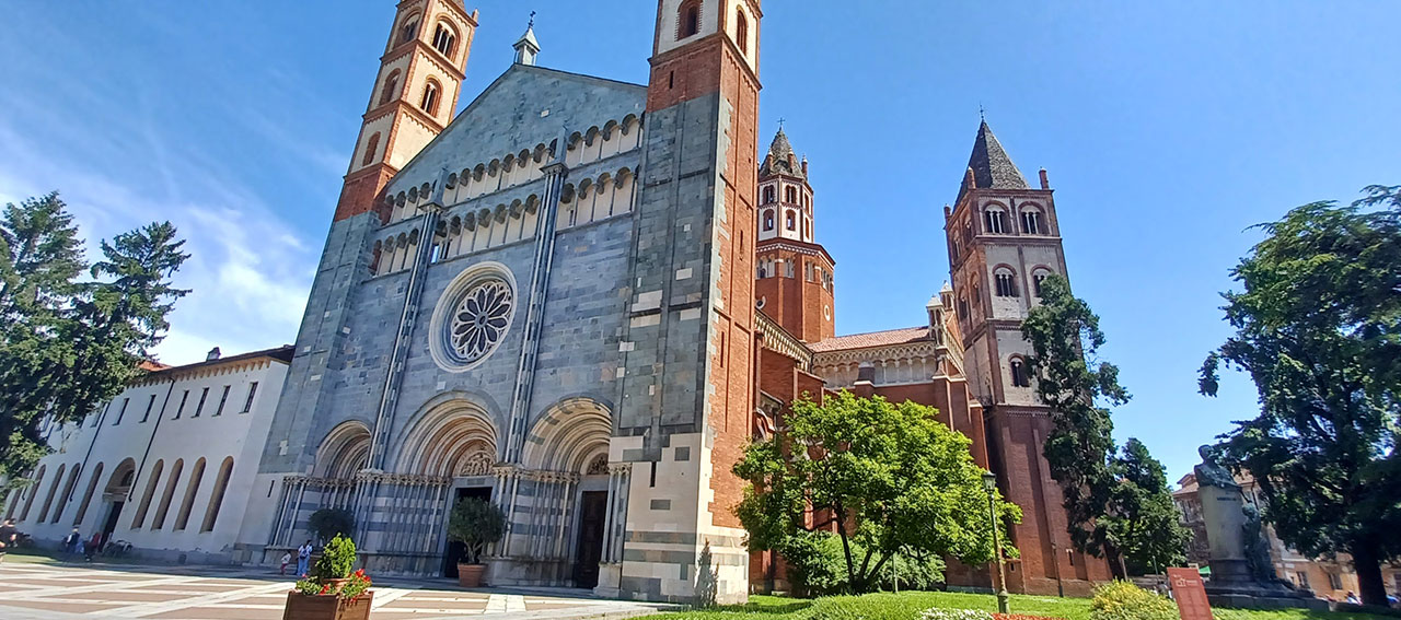 EX VOTO E FIGURE RARE AL SANTUARIO DI SAN MARTINO