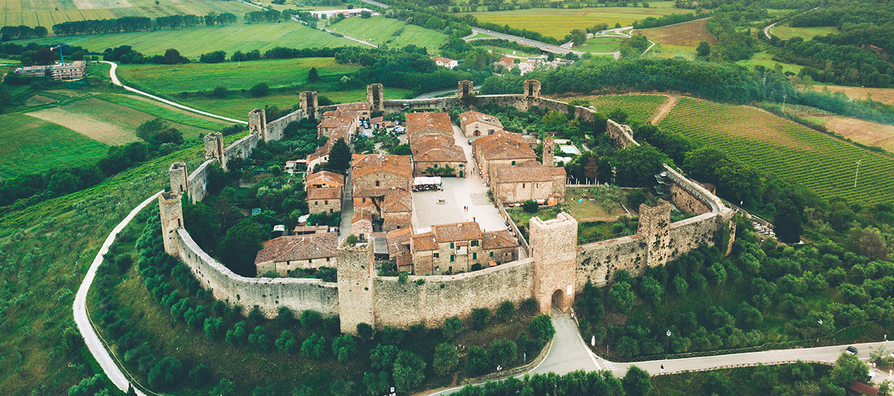 LA CITTÀ DEL GIRONE DANTESCO E IL FANTASMA DEL TRADITORE